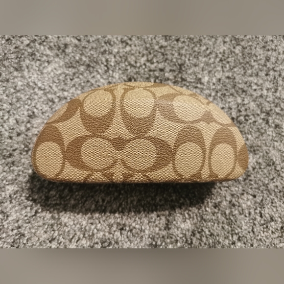 Coach sunglasses hard case - Picture 7 of 12